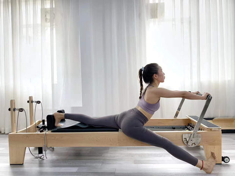High Quality  For Sale White Maple Wood Oak Yoga Core Bed AluminumTraining Pilates Reformer Machine With Tower Jump Board